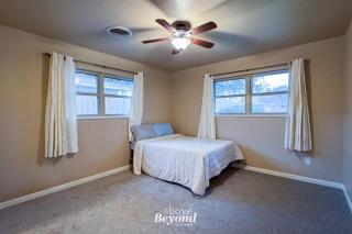 The Spacious Avocado - Burkburnett - 3