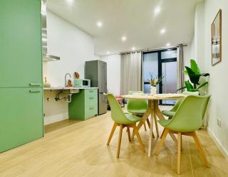 FLAT A - Wide & Cool Flat Next To Historic Center - 4