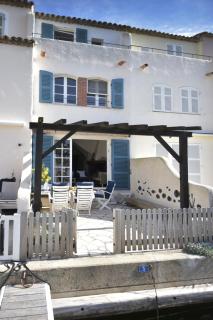 Hübsches Haus direkt am Wasser, St. Tropez 15 Min! - Grimaud - 7
