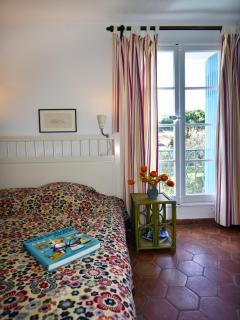 Hübsches Haus direkt am Wasser, St. Tropez 15 Min! - Grimaud - 3