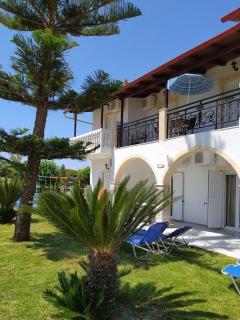 Katerinas Private Apartments - Kalamaki - 0