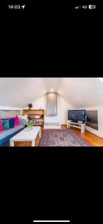 Sunny Roof Terrace 3 Bed Apartment Clapham - Londra - 1