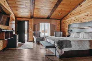 The View Boutique Hotel Suites - 6