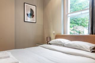 Brilliant 1BR Flat, Lakeside Rd, 5 min to Tube - Londra - 1