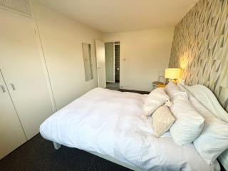 Spacious - 2 Double bed - City Home - Sleeps 6 - Free Parking - Hereford - 7