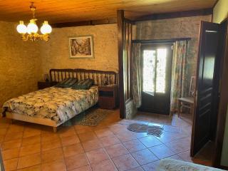 La Tour du Sorbey - Gîte Nature Familial - Piscine - 3 à 6 Pax - 5