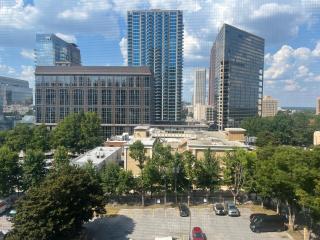 Dwntwn Condo Walk To Americmartaquarium, Sleep 4 - Atlanta - 9