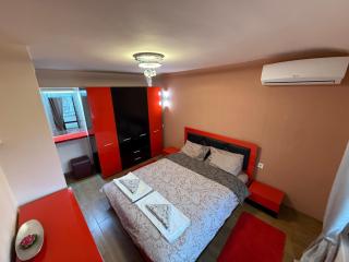 Two-Bedroom Apartment in the Heart of Burgas, Bogoridi Street - Boergas - 8