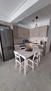 Central Apartment with private parking - Atene - 4