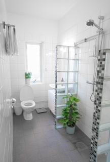 Spacious 1-Bedroom Family Apartment in Partille Center near Gothenburg with Kitchen, Garden Access and Free Parking - 4