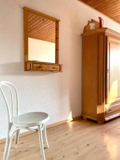 Wohnung im Landhaus - Natur mit Balkon & Garten - - 8