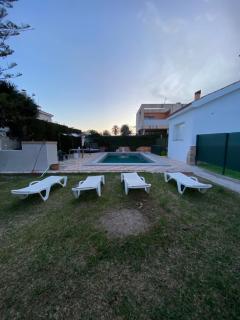 Apartamentos con piscina cerca playa - 8