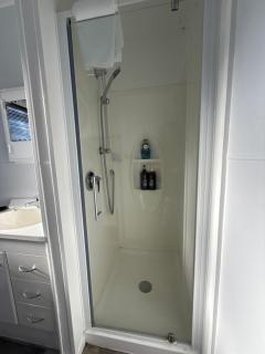 Inglewood shared Home BNB - 2