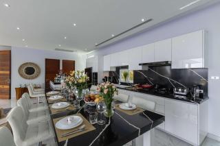 Seaview three bedroom villa in Bangtao area - 1