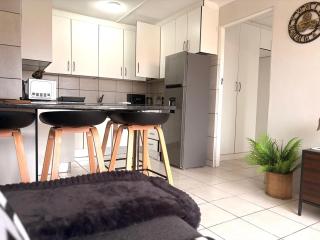 Sea Breeze Manor - Gold unit - 7