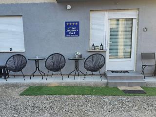 ENA 1&2 -BIG parking - Karlovac - 1