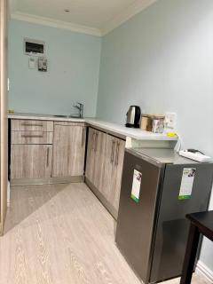 Bachelor Flat A - Goodwood - 4