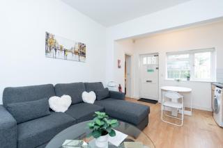 Elena Apartment - Southampton - 9
