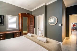 Millwood Apartment - 3