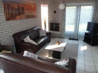 Holiday home with a garden - Breskens - 9
