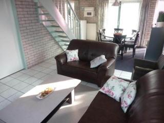 Holiday home with a garden - Breskens - 5