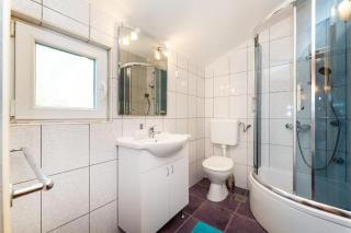 Apartments and Room Adriana - Starigrad-Paklenica - 2