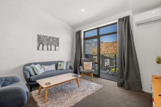 2 Bedroom Lake & Mountain View Oasis Apartment - Queenstown - 8
