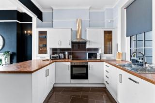 Modern 3 Bedroom Maisonette in Brighton City Centre, 2 minutes from Sea front, Lanes and Palace Pier - Brighton & Hove - 8