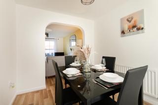 Contractors 4 bedroom Parking Sleeps 6 Wi-Fi Lincoln - Waddington - 6