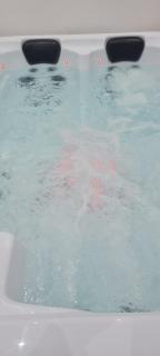 Jacuzzi Sensation new Belgrade - Belgrado - 8