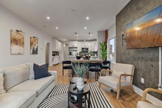 2br 3ba 2King bd 2 Car Parking Bonus area with Queen Bed - East Newark - 0