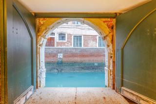 Canal View San Marco Rialto - Dogaressa Palace 1872 - Venice - 8