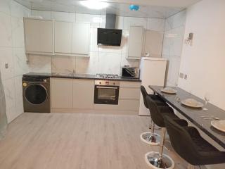 A Place To Relax And Dream In Dagenham Essex 3Bedroom Apartment - Dagenham - 8