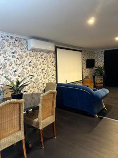 Paton Place Harbour Hillviews - 1