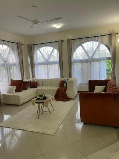 Happystays luxury homes 4bedroom apartment - Mombasa - 1