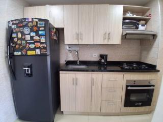 Apartamento con vista a la Ciudad y cerca al malecom - Barranquilla - 2