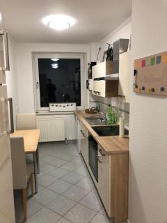 Schöne 2 Zimmer Apartment in Hannover List-Vahrenwald Balkon - 7
