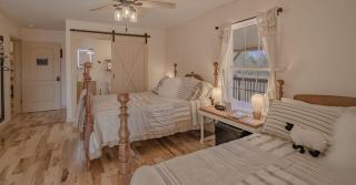 The Inn at Beulah Farm - The Pen - Whitley City - 1