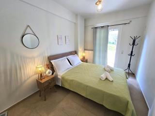 Cosy Lamprini APT - Nikiana - 0