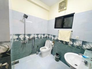 Warda hamna apartment G-11 - 1