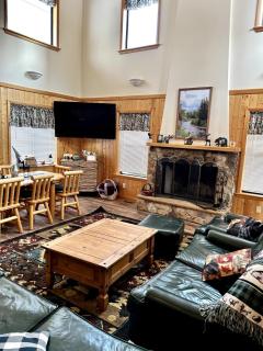Large Family Cabin Near Park City - 0
