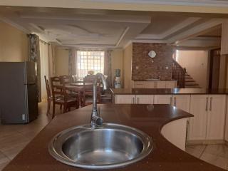 Roses luxury oasis - Eldoret - 3