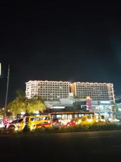 Staycation at Solemare Parksuites Tower B Near DFA, Mall of Asia, Ayala Mall, Parqual Mall , COD, Conrad, Solaire, Okada Manila, & NAIA,1 Bedroom - Manila - 3