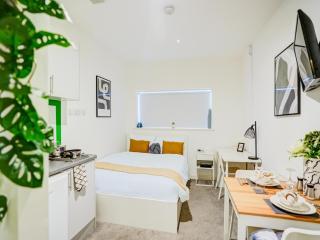 Dancenter Kitchenette Suites Heathrow Airport - Wallington - 7