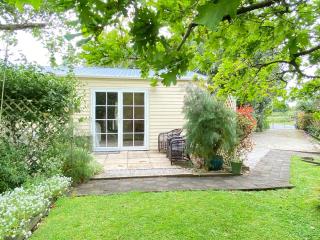 Glascroft Gardens - Bed & Breakfast - Patea - 0