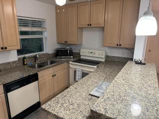 Seagate Cottage - Naples - 1