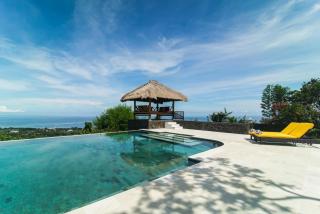 Segara Gunung 3 Bedrooms Luxury Villa with Breathtaking Sea View - Temukus - 1