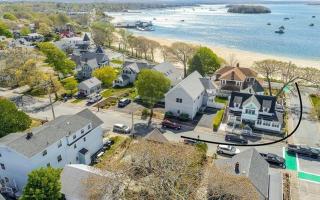 Beach Cottage just 100 steps to the beach - 9