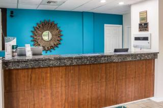 Econo Lodge - Palm Coast - 2