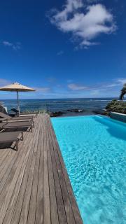 Beachfront Chic Penthouse - Rivière Noire - 3